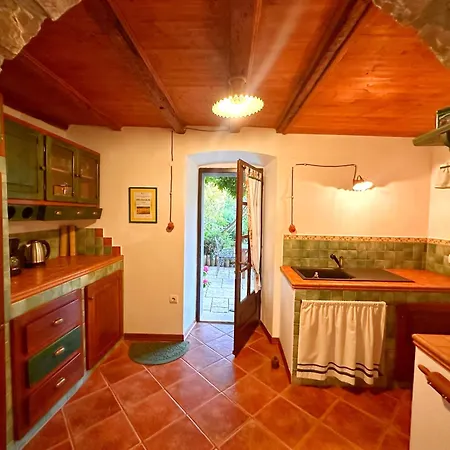 Apartament Cvita - Garden Hideaway