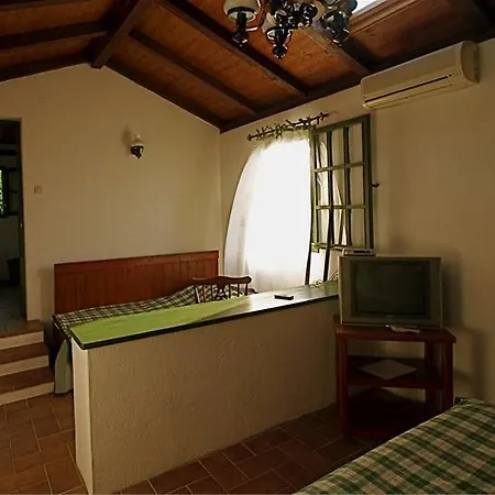 Cvita - Garden Hideaway Apartament *