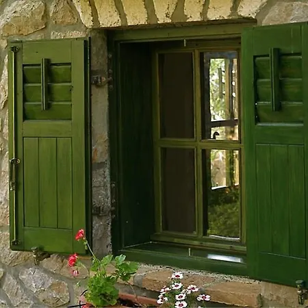 Cvita - Garden Hideaway Apartament